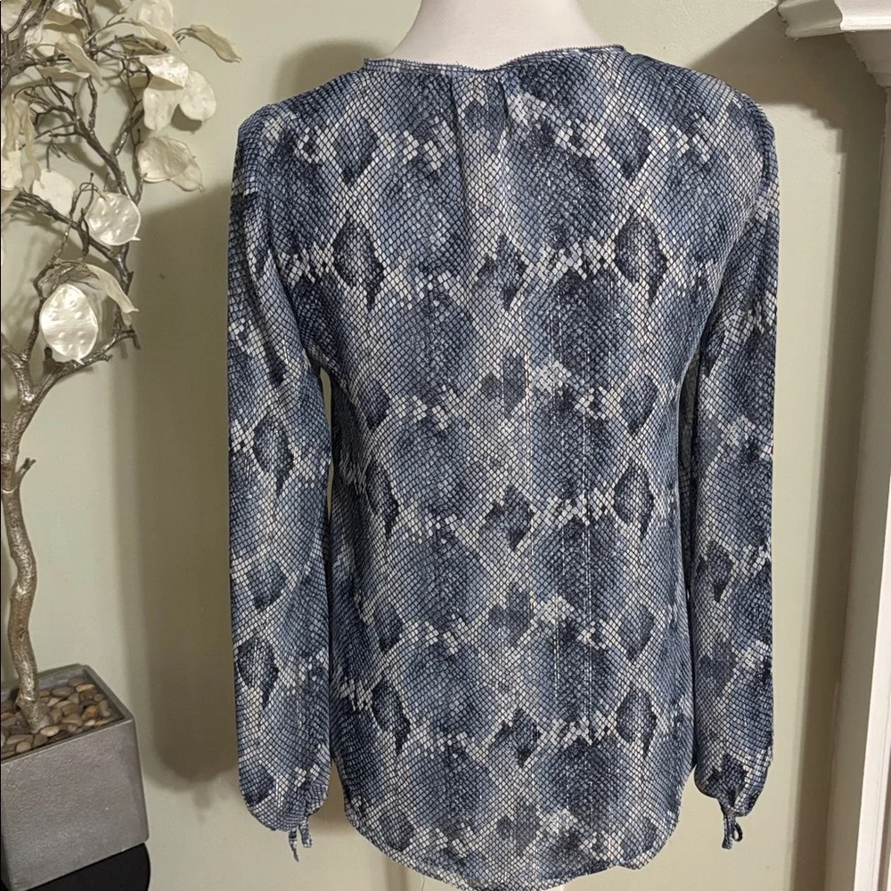 White House Black Market Snake Print Navy Blouse